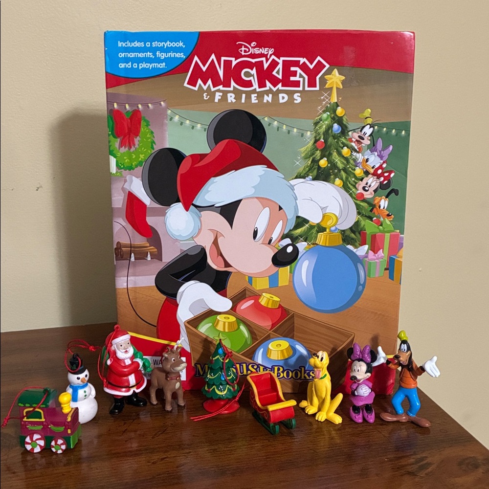 MICKEY & FRIENDS My Busy Book, Figurines  & Playmat